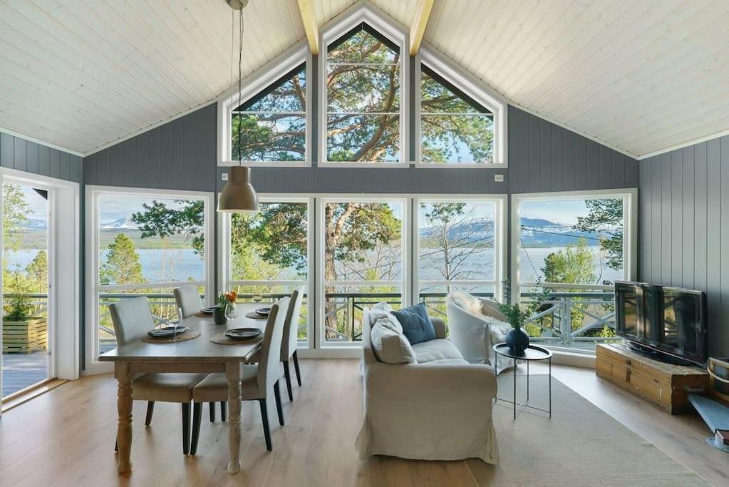 Cabin In Malangen Mestervik Eksteriør billede